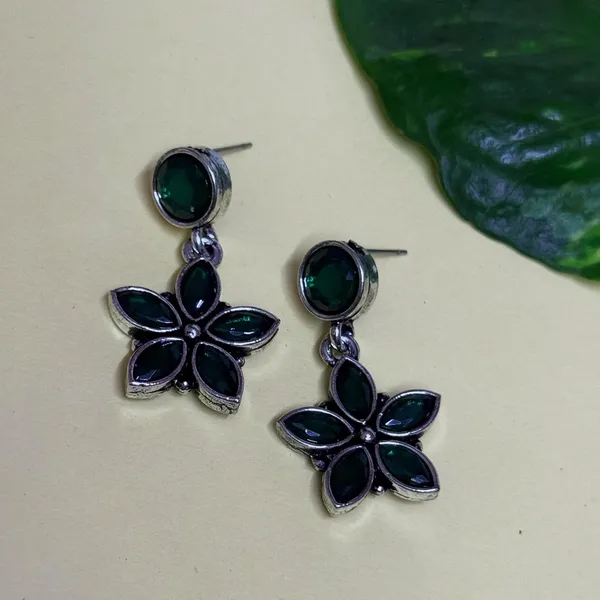 Green_Traditional_Classic_Stylish_Oxidized_Kundan_Dropping_Stud_Earrings_For_Women