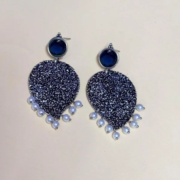 Black_Traditional_Classic_Stylish_Oxidized_Kundan_Pearl_Dropping_Stud_Earrings_For_Women