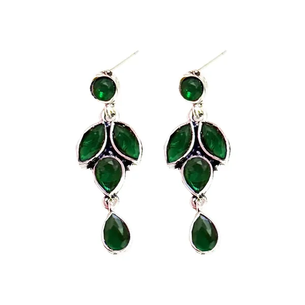 Green_And_Silver_Traditional_Classic_Stylish_Oxidized_Kundan_Stud_Earrings_For_Women