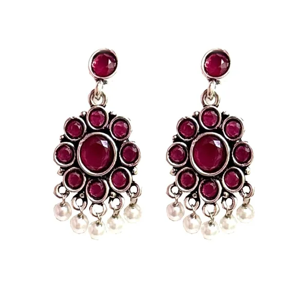 Red_And_Silver_Traditional_Classic_Stylish_Oxidized_Kundan_Stud_Earrings_For_Women