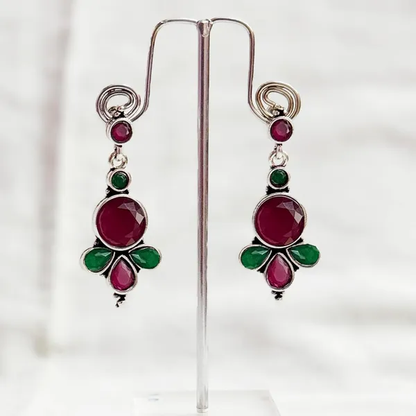 Red_And_green_Traditional_Classic_Stylish_Oxidized_Kundan_Pearl_Dropping_Stud_Earrings_For_Women