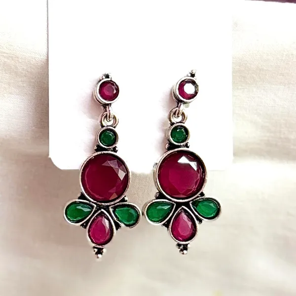 Red_And_green_Traditional_Classic_Stylish_Oxidized_Kundan_Pearl_Dropping_Stud_Earrings_For_Women