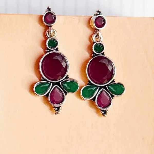 Red_And_green_Traditional_Classic_Stylish_Oxidized_Kundan_Pearl_Dropping_Stud_Earrings_For_Women