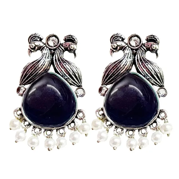 Dark_Blue_And_Silver_Traditional_Classic_Stylish_Oxidized_Kundan_Stud_Earrings_For_Women