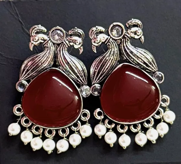 Red_And_Silver_Traditional_Classic_Stylish_Oxidized_Kundan_Stud_Earrings_For_Women