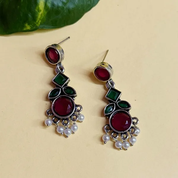 Red_And_Green_Traditional_Classic_Stylish_Oxidized_Kundan_Stud_Earrings_For_Women