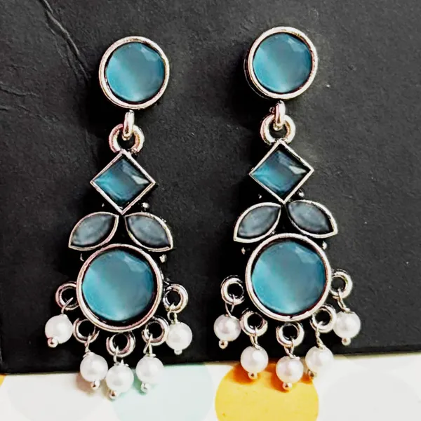 Blue_And_White_Traditional_Classic_Stylish_Oxidized_Earrings_For_Women