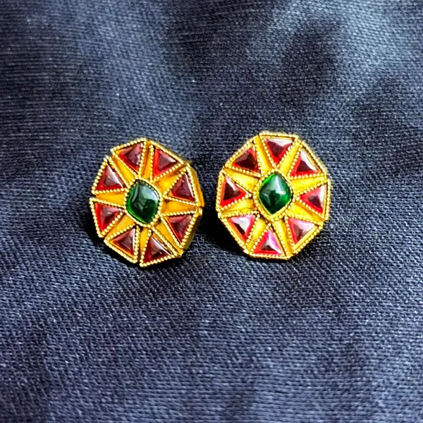 Red_And_Green_Traditional_Classic_Stylish_Oxidized_Kundan_Stud_Earrings_For_Women