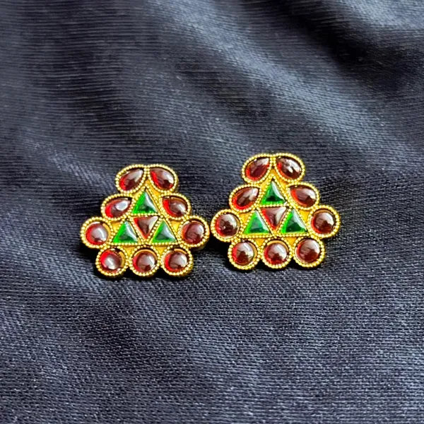 Green_And_Red_Traditional_Classic_Stylish_Oxidized_Kundan_Stud_Earrings_For_Women