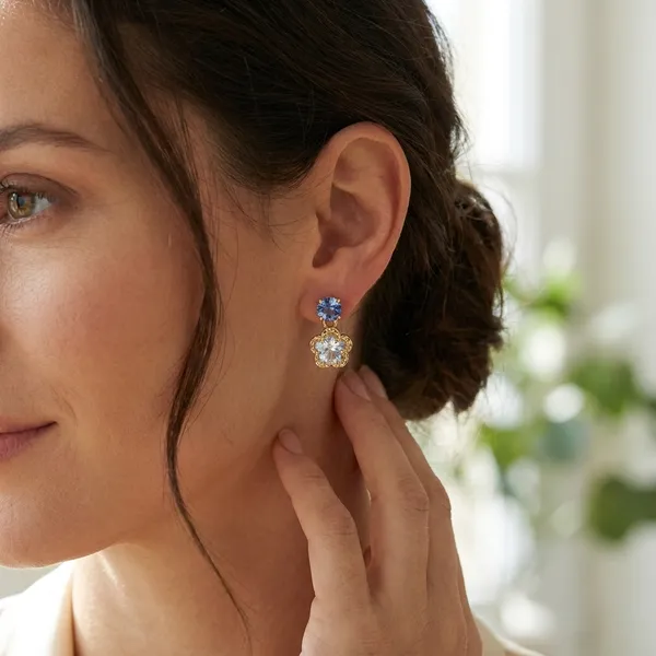 Gold_And_Clear_Traditional_Classic_Stylish_Stone_Stud_Earrings_For_Women