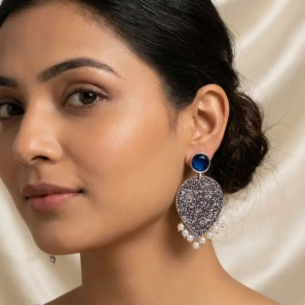 Black_Traditional_Classic_Stylish_Oxidized_Kundan_Pearl_Dropping_Stud_Earrings_For_Women