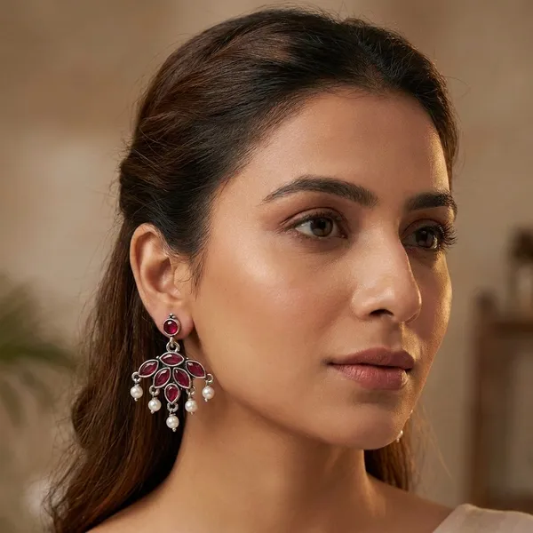 Red_And_White_Traditional_Classic_Stylish_Oxidized_Kundan_Stud_Earrings_For_Women