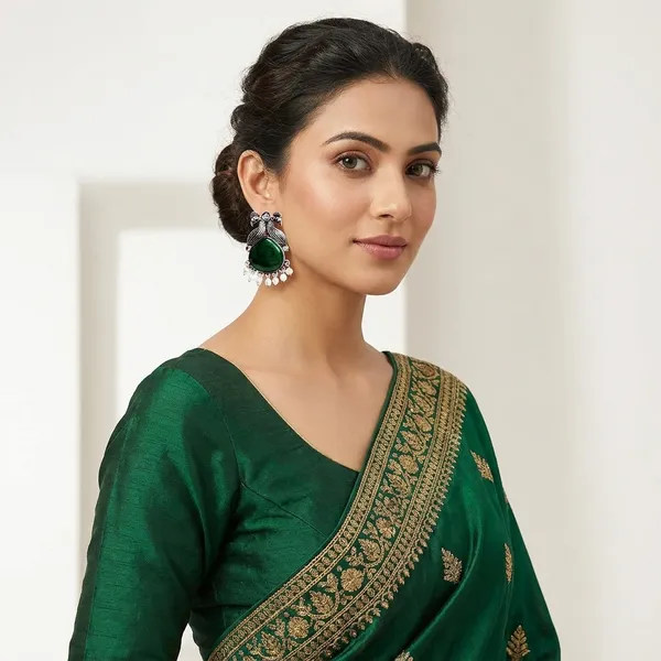 Green_And_Silver_Traditional_Classic_Stylish_Oxidized_Kundan_Stud_Earrings_For_Women