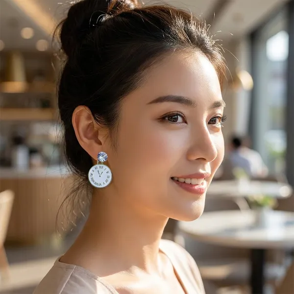 White_Traditional_Classic_Stylish_Clock_Stud_Earrings_For_Women