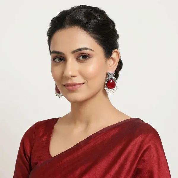 Red_And_Silver_Traditional_Classic_Stylish_Oxidized_Kundan_Stud_Earrings_For_Women