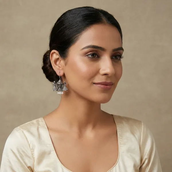 Silver_Traditional_Classic_Stylish_Oxidized_Kundan_Pearl_Dropping_Stud_Earrings_For_Women