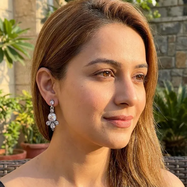 Clear_Traditional_Classic_Stylish_Oxidized_Kundan_Pearl_Dropping_Stud_Earrings_For_Women