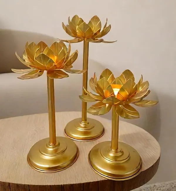 Golden_Alloy_Lotus_Flower_Candle_(Pack_Of_3)