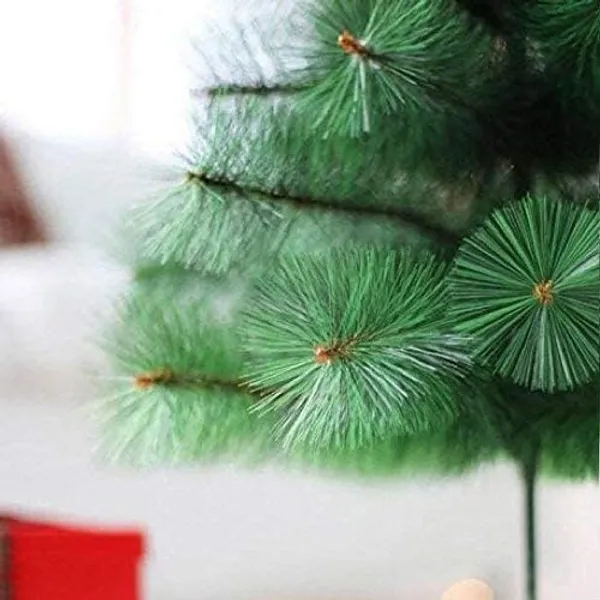 Light_And_Green_Plastic_Christmas_Decorations_Items