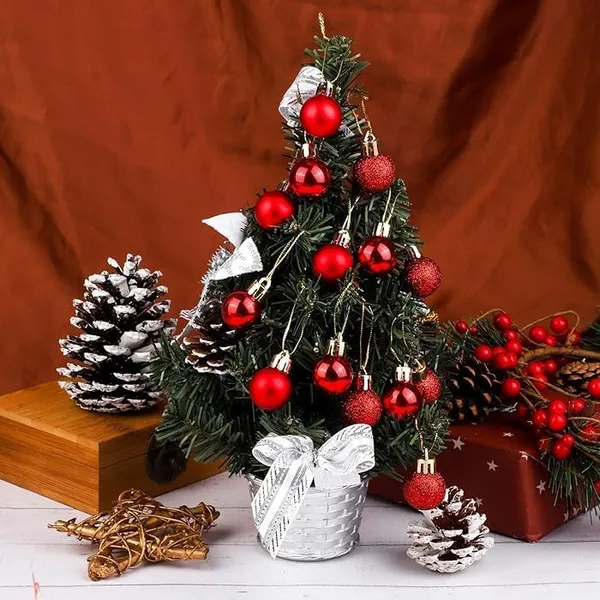 Red_Plastic_Christmas_Tree_Decoration_Balls
