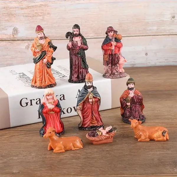 Red_And_Grey_Plastic_Christmas_Decorations_Items_(Pack_Of_9)
