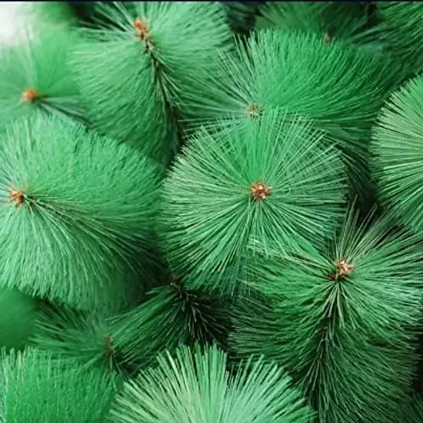 Green_Plastic_Christmas_Tree