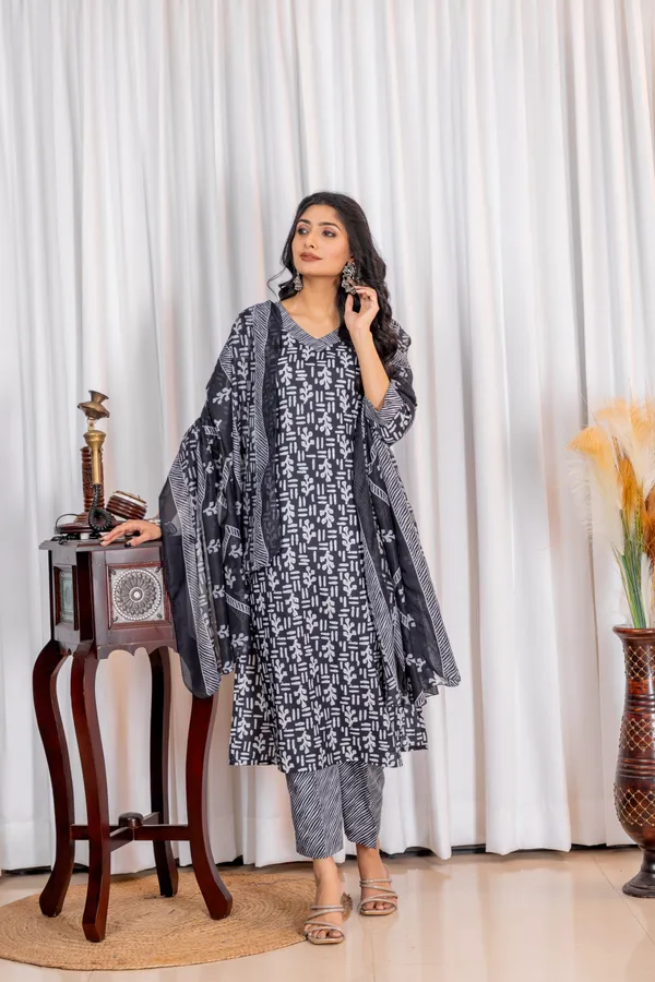 Navy_Blue_Cotton_Straight_Geometric_Print_Kurta_Set_With_Dupatta_For_Women