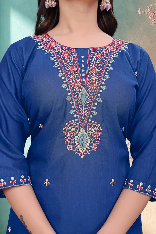 Blue_Cotton_Straight_Embroidered_Salwar_Suit_Set_With_Dupatta_For_Women