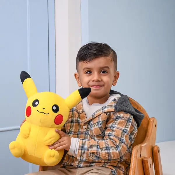 Pokémon_Plush_Large_Pikachu_Soft_Toy_-_Officially_Licensed_-_Quality_&_S42_Cm_oft_Stuffed_Animal_Toy_-_Generation_One_-_Great_Gift_For_Kids,_Boys,_Girls_&_Fans_Of_Pokemon_-_