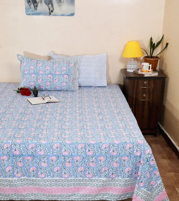 220_TC_|_335_GSM_|_Blue_And_Pink_Cotton_Hand_Block_Print_Bedsheet_With_Pillow_Cover