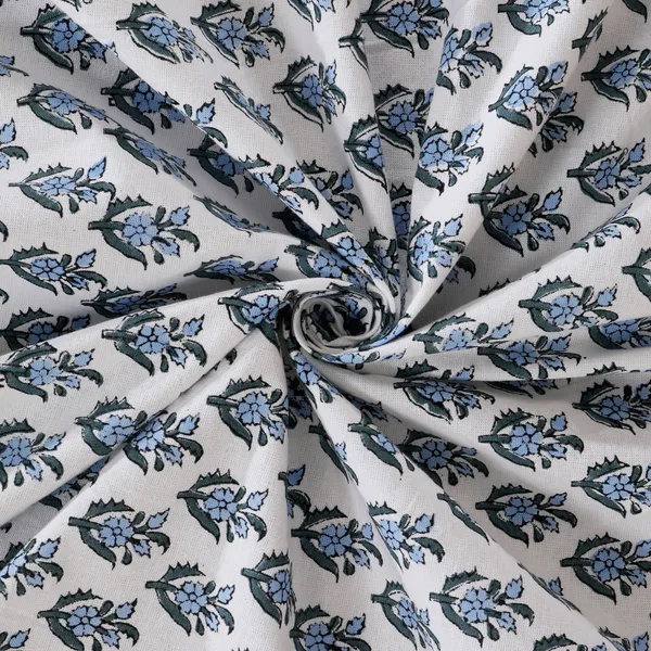 220_TC_|_335_GSM_|_Blue_And_White_Cotton_Block_Print_Bedsheet_With_Pillow_Cover