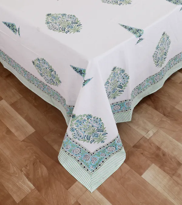 220_TC_|_335_GSM_|_White_And_Blue_Cotton_Hand_Block_Print_Bedsheet_With_Pillow_Cover