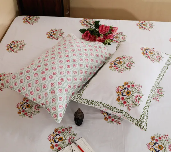 220_TC_|_335_GSM_|_Multicolor_Cotton_Hand_Block_Print_Bedsheet_With_Pillow_Cover