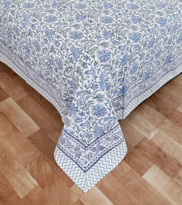 220_TC_|_335_GSM_|_Blue_And_White_Cotton_Floral_Paisley_Print_Bedsheet_With_Pillow_Cover