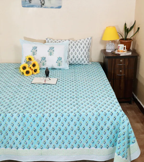 220_TC_|_335_GSM_|_Turquoise_Blue_And_White_Cotton_Hand_Block_Print_Bedsheet_With_Pillow_Cover