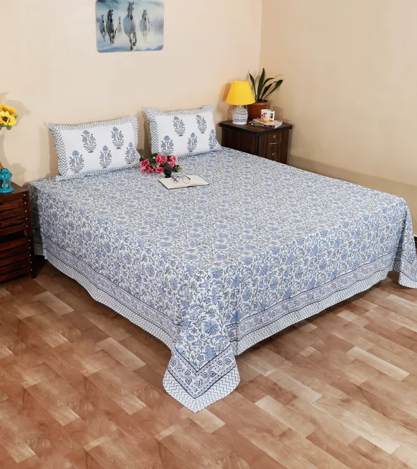 220_TC_|_335_GSM_|_Blue_And_White_Cotton_Floral_Paisley_Print_Bedsheet_With_Pillow_Cover