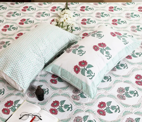 220_TC_|_335_GSM_|_Multicolor_Cotton_Block_Print_Floral_Bedsheet_With_Pillow_Cover