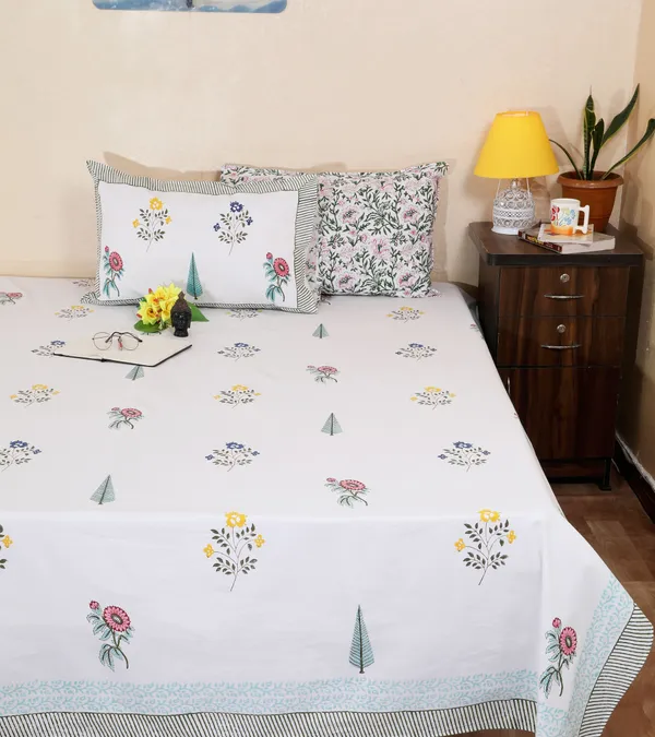 220_TC_|_335_GSM_|_Multicolor_Cotton_Hand_Block_Print_Floral_Bedsheet_With_Pillow_Cover