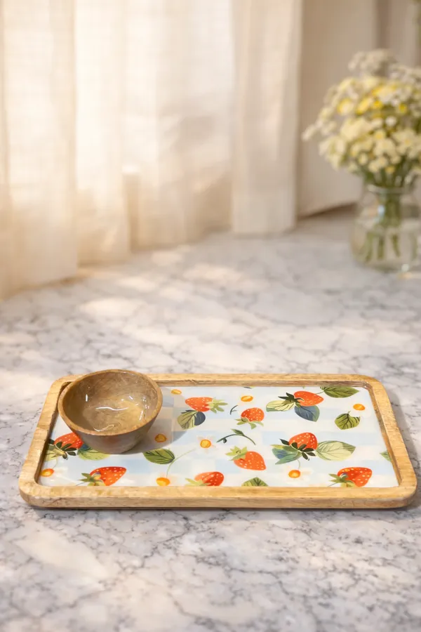 Multicolor_Wood_Strawberry_Print_Round_Serving_Tray_With_Bowl