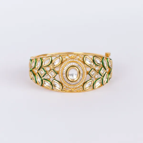 Gold_And_Clear_Toned_Regal_Kundan_Polki_Cuff_Bangle