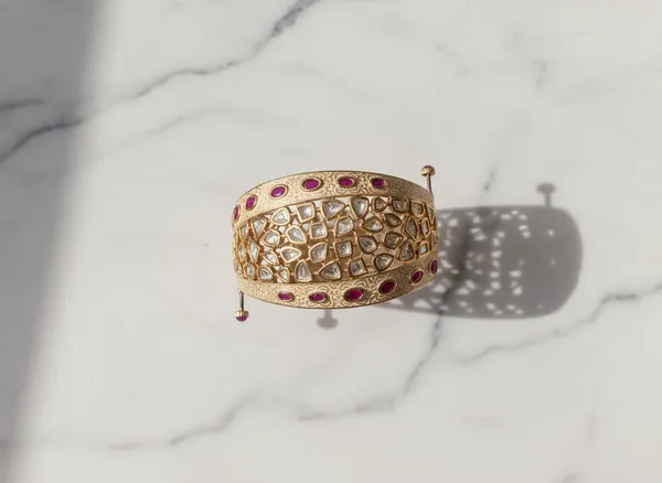Gold_And_Red_Majestic_Polki_And_Tourmaline_Bangle