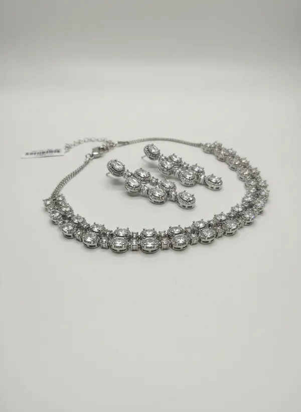 Luminous_Oval_Cut_Cz_Silver_Plated_Statement_Necklace_Set