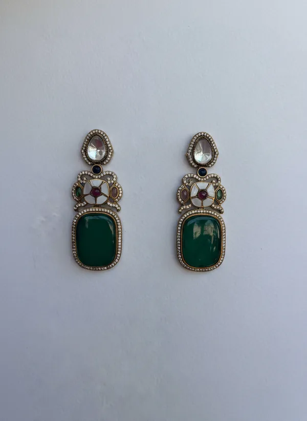 Majestic_Emerald_And_Polki_Fusion_Drop_Earrings