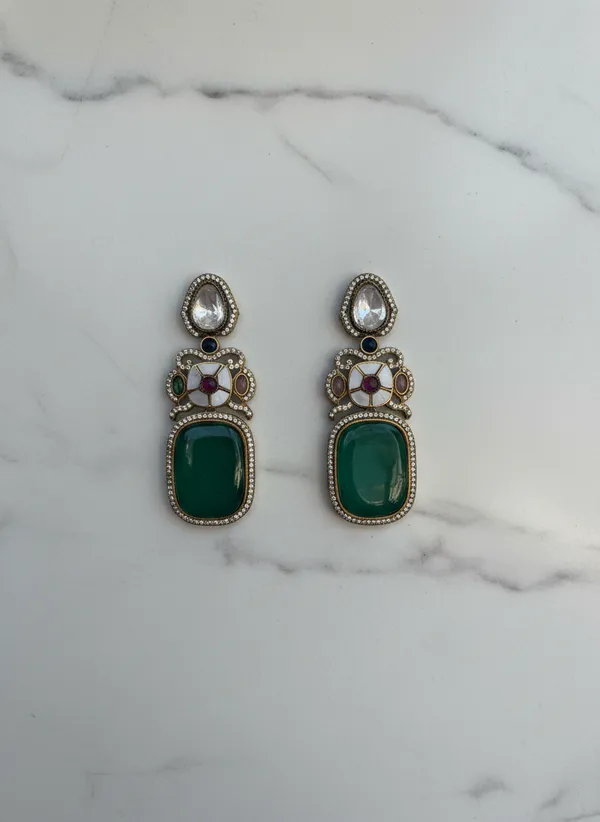 Majestic_Emerald_And_Polki_Fusion_Drop_Earrings