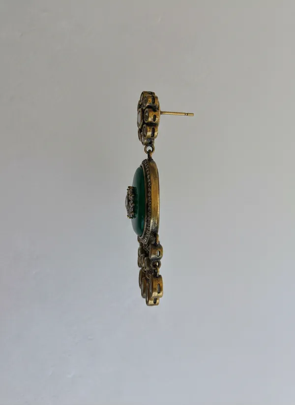 Emerald_And_Polki_Inspired_Majestic_Dangler_Earrings