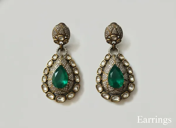 Regal_Emerald_And_Polki_Victorian_Dangler_Earrings