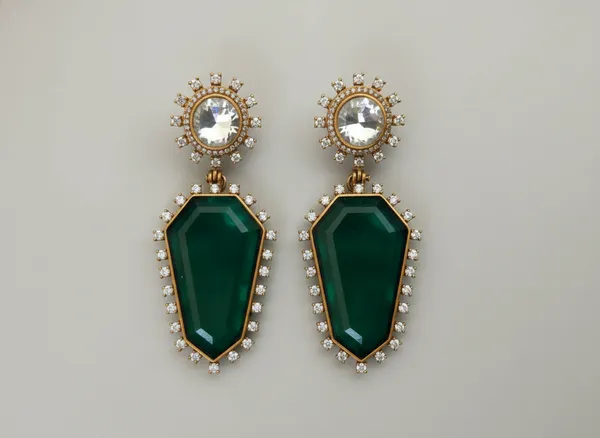 Regal_Emerald_And_Sunburst_Halo_Statement_Danglers