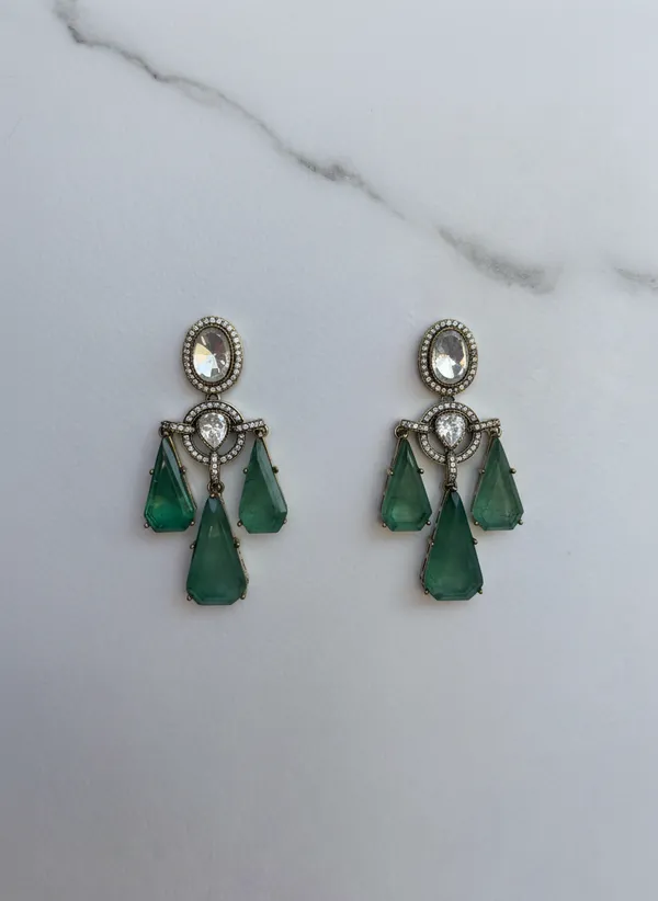 Regal_Emerald_Green_And_Crystal_Chandelier_Earrings