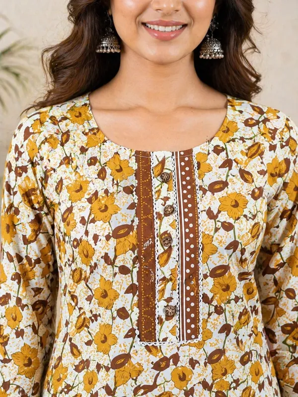Nuvesta_Mustard_Bloom_Ethnic_Kurta_Pant_Set