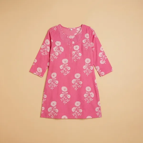Pink_Floral_Printed_Straight_Kurti_For_Women